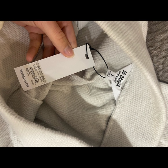 BB Dakota sweatpants NWT size small - Picture 3 of 3